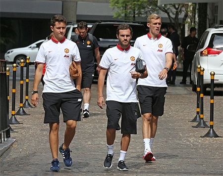 Herrera, Juan Mata, Fletcher tới sân tập