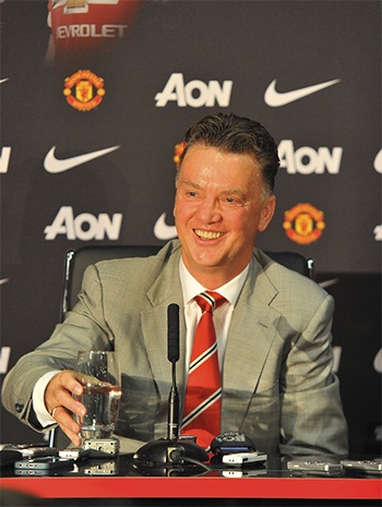 Van Gaal chính thức ra mắt Man Utd - 10 Phù Sa