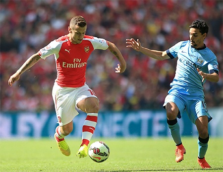 Nhìn lại chiếc cúp đầu tiên của Arsenal ở mùa giải 2014/15