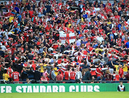 Niềm vui của các cổ động viên Arsenal