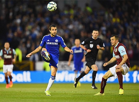 Nhìn lại chiến thắng đẹp trong vòng mở màn của Chelsea - 14 Fabregas có trận đấu chính thức đầu tiên ấn tượng với 2 tình huống kiến tạo cho đồng đội lập công