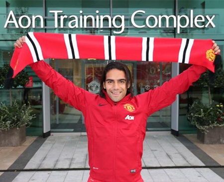 10 cầu thủ thu nhập tốt nhất Premier League