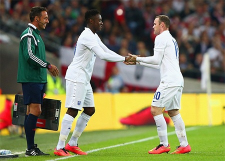 Rooney lập công, Anh vượt qua Na Uy - 1 Rooney chơi tồi trong lần đầu tiên chính thức đeo băng đội trưởng tuyển Anh