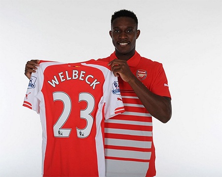 Welbeck đã rời MU để tới Arsenal