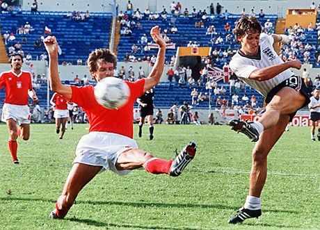 Pelle, Maradona… làm gì sau khi giải nghệ? - 7 Trong sự nghiệp cầu thủ của mình, David Beckham