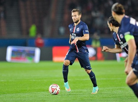 “Cầu thủ mang dòng máu Việt” muốn rời PSG - 1 Cabaye đang có cơ hội ra sân ít ỏi tại PSG