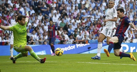 Messi có cơ hội đẹp ở hiệp 1 để nâng tỷ số lên 2-0...