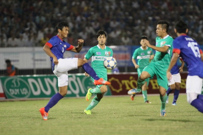 HLV Nguyễn Thành Vinh: “U19 HA Gia Lai sẽ chơi tốt ở V-League” - 1 U19 HAGL đã thể hiện được nhiều tín hiệu tốt ở giải U21 Quốc tế