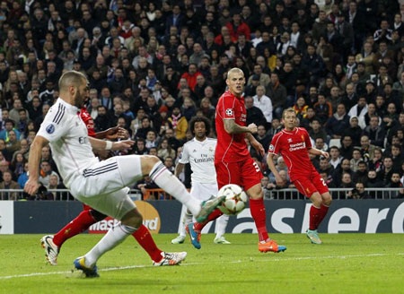 Tài năng của Mignolet giúp Liverpool tránh thua đậm Real Madrid - 9 ...để Benzema ghi bàn duy nhất của trận đấu
