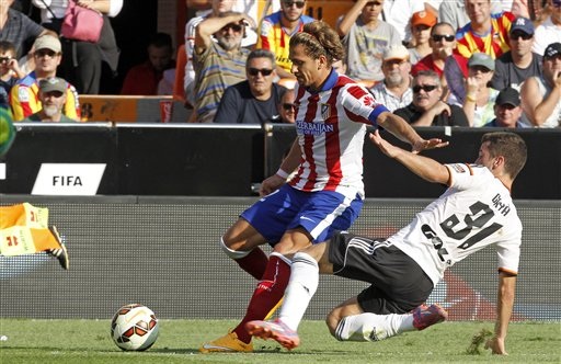 Atletico và Sevilla chỉ còn kém Real Madrid đúng 1 điểm