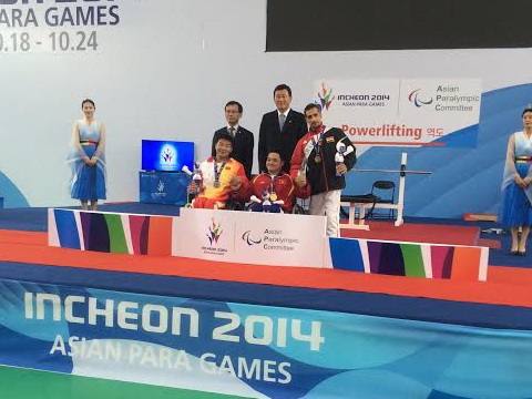 Thanh Tùng xuất sắc giành 2 HCV tại Asian Para Games
