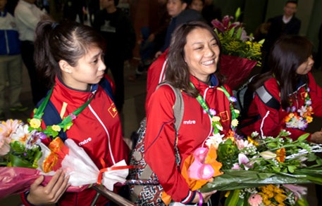 Tinh thần vượt khó lên ngôi tại SEA Games 27 - 1 Vinh quang ngày trở về
