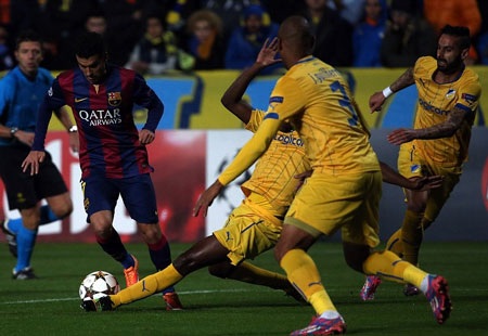 Những khoảnh khắc làm nên lịch sử của Messi ở Champions League - 2 Trận đấu diễn ra căng thẳng ngay những phút đầu tiên