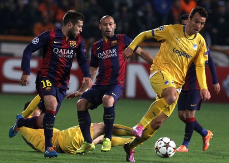 Những khoảnh khắc làm nên lịch sử của Messi ở Champions League - 3 Barcelona áp đảo hoàn toàn trước một Apoel yếu hơn về mọi mặt