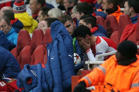 Giành vé đi tiếp, Arsenal phải trả giá cực đắt - 1 Chấn thương của Mikel Arteta đẩy Arsenal vào thế khó