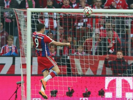 Bayern Munich 4-0 Hoffenheim: Gotze rực sáng với siêu phẩm sút xa - 2 Lewandowski nhân đôi cách biệt cho
Bayern Munich