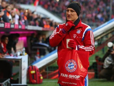 Bayern Munich 4-0 Hoffenheim: Gotze rực sáng với siêu phẩm sút xa - 3 Schweinsteiger trở lại sau thời
gian dài dưỡng thương
