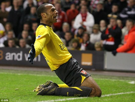 Định giá những huyền thoại Premier League (Phần 2) - 1 Henry có lẽ là cầu thủ nước ngoài
thành công nhất tại Premier League