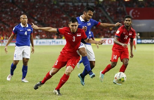 Đánh bại Singapore, Malaysia gặp Việt Nam ở bán kết - 1 Malaysia đã áp đảo Singapore hoàn toàn về thế trận