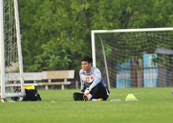 Một sự khởi đầu rất tệ với thủ thành người
Nghệ An