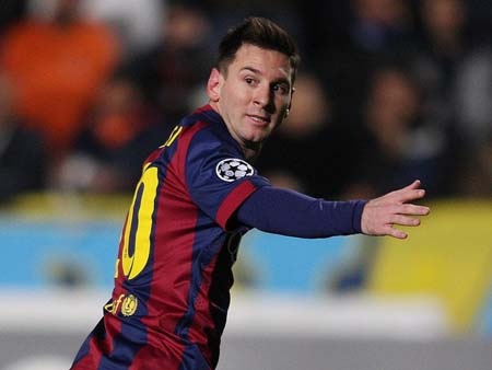 Raul, Zarra và những tượng đài bị Messi phá vỡ kỷ lục - 1 Messi liên tiếp xô đổ
hai siêu kỷ lục