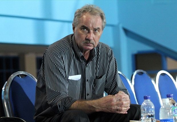 HLV Riedl đánh giá rất cao đội tuyển Việt Nam