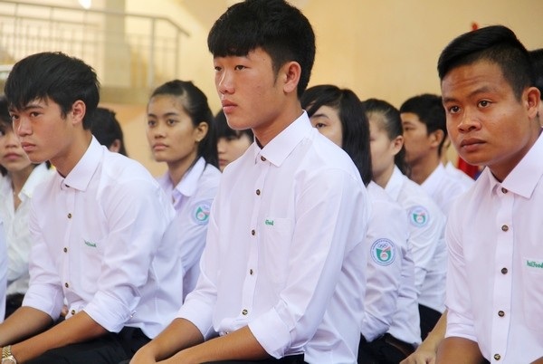 Các cầu thủ U19 Việt Nam phải tham dự quá nhiều giải đấu