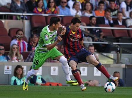 Mọi niềm hy vọng của Barcelona lại được đặt vào Messi