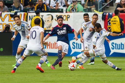 Hà Nội T&T khẳng định muốn mua Lee Nguyễn - 1 Lee Nguyễn sẽ trở lại thi đấu tại Việt Nam?