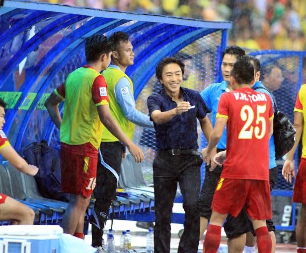 HLV Toshiya Miura dụng binh hoàn hảo như thế nào? - 2 HLV Miura đã thành công trong cách dụng binh của mình