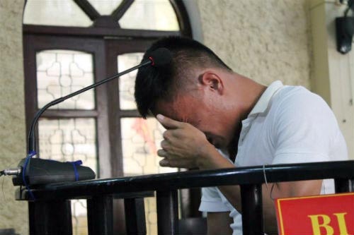 Hai cầu thủ Ninh Bình bán độ được xin giảm án - 1 Quang Hùng đang trong diện được xem xét giảm án phạt
