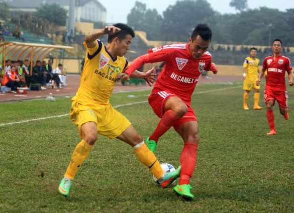 Hạ gục SL Nghệ An, B.Bình Dương toàn thắng cả 4 trận - 2 B.Bình Dương tỏ ra khôn ngoan hơn trong lối chơi - Ảnh: Gia Hưng