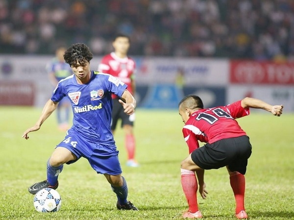 VFF xử lý vụ Công Phượng quảng cáo bia theo hướng nhẹ nhàng