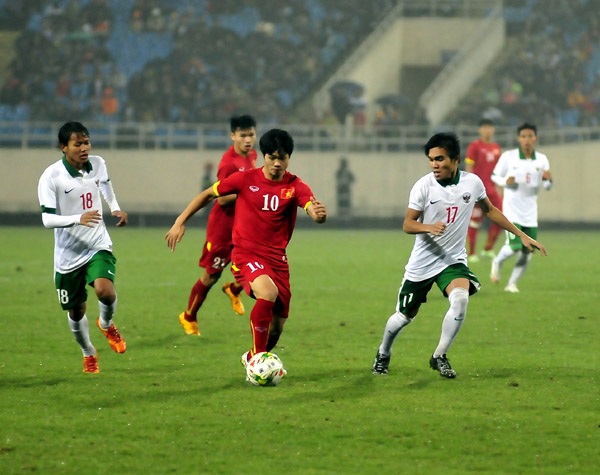 “Không có chuyện Công Phượng bị cô lập ở Olympic Việt Nam” - 1 Công Phượng chưa để lại ấn tượng ở trận gặp Olympic Indonesia