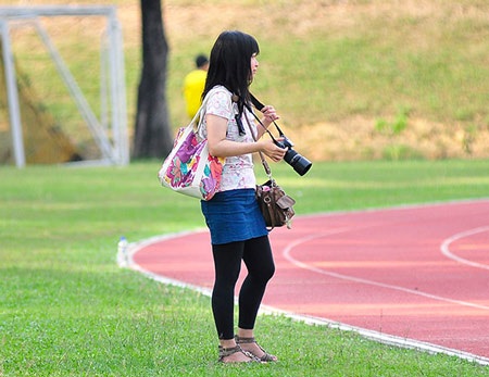 Nữ phóng viên Nhật Bản xinh đẹp hâm mộ Công Phượng - 4 ...cũng như các buổi tập của U23 Nhật Bản