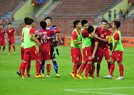 Niềm hạnh phúc vô bờ bến của các tuyển thủ U23 Việt Nam - 2 U23 Việt Nam đã ngược dòng xuất sắc để đánh bại U23 Malaysia