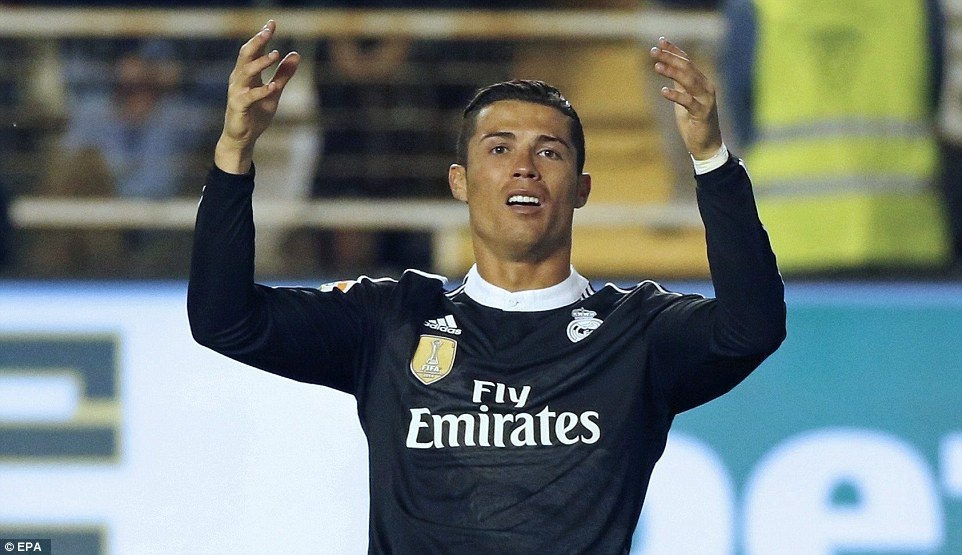 Nhưng Real Madrid không được hưởng quả 11m