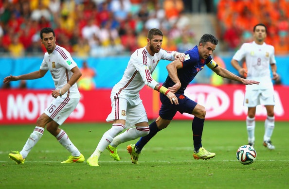 Hà Lan - Tây Ban Nha: Bại binh phục hận - 1 Tây Ban Nha đã thua tan nát trước Hà Lan ở World Cup 2014
