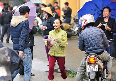 Giá vé được đội lên rất cao so với giá gốc