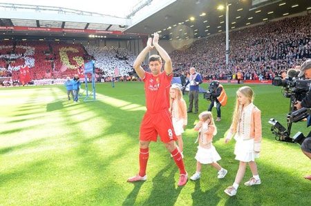 Màn chào sân Anfield đầy ấn tượng của Gerrard - 4 Gerrard chơi đầy nỗ lưc, nhưng Liverpool vẫn thua Crystal Palace 1-3