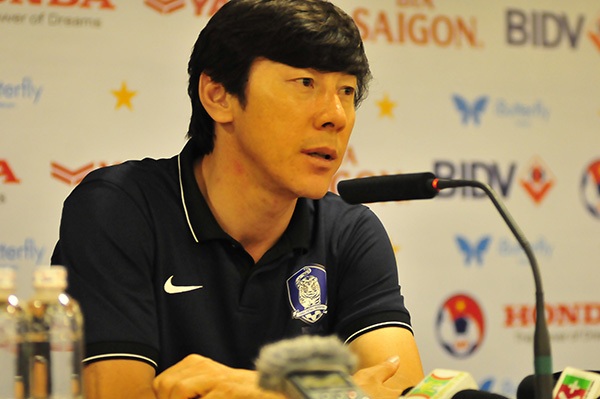 HLV Shin Tae-yong ấn tượng với U23 Việt Nam