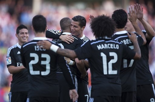 Real Madrid cần đứng dậy sau thất bại trước Barcelona