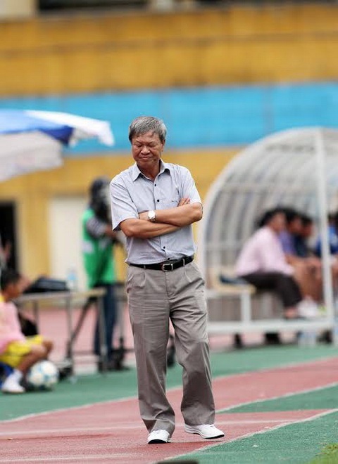 HLV Lê Thụy Hải: 'Ai nói đưa tiền cho tôi để được đá thì xem lại' - 1 HLV Lê Thụy Hải khẳng định sẽ kết thúc sự
nghiệp huấn luyện sau khi chia tay Becamex Bình