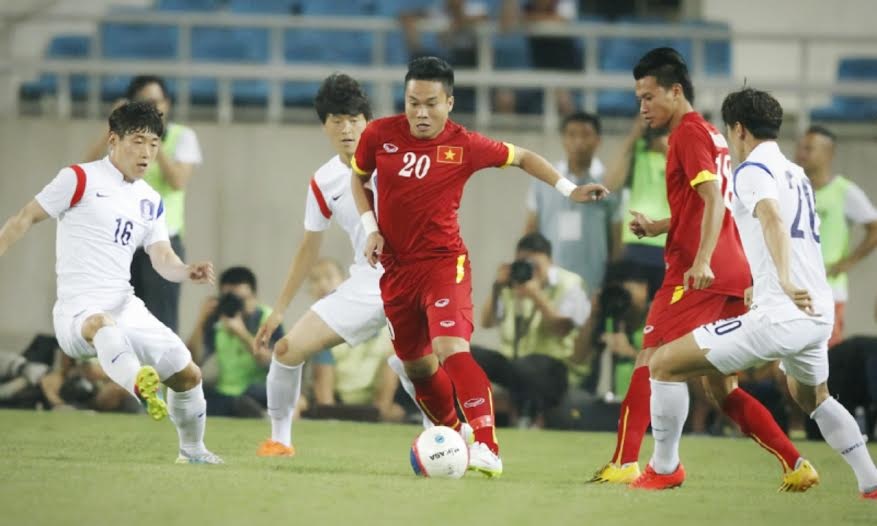 U23 Việt Nam cầm hòa thành công U23 Hàn Quốc - 3 U23 Việt Nam nỗ lực chơi đôi công cùng đối thủ mạnh - Ảnh: Gia Hưng