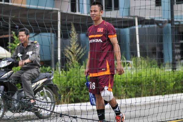 Xuân Thành chia tay đội tuyển Việt Nam vì chấn thương