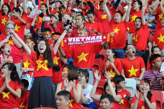 U23 Việt Nam 1-2 U23 Myanmar (kết thúc) - 17 CĐV Việt Nam có mặt khá đông trên sân Sports Hub