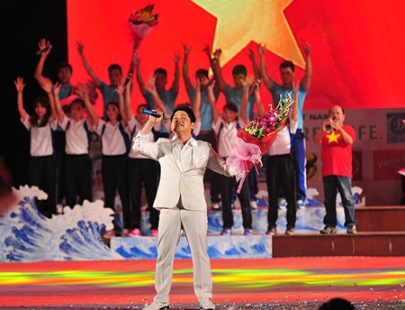 Tưng bừng lễ xuất quân đoàn TTVN tham dự SEA Games 28 - 6 Tất cả các VĐV đều quyết tâm mang thành tích cao cho đoàn TTVN