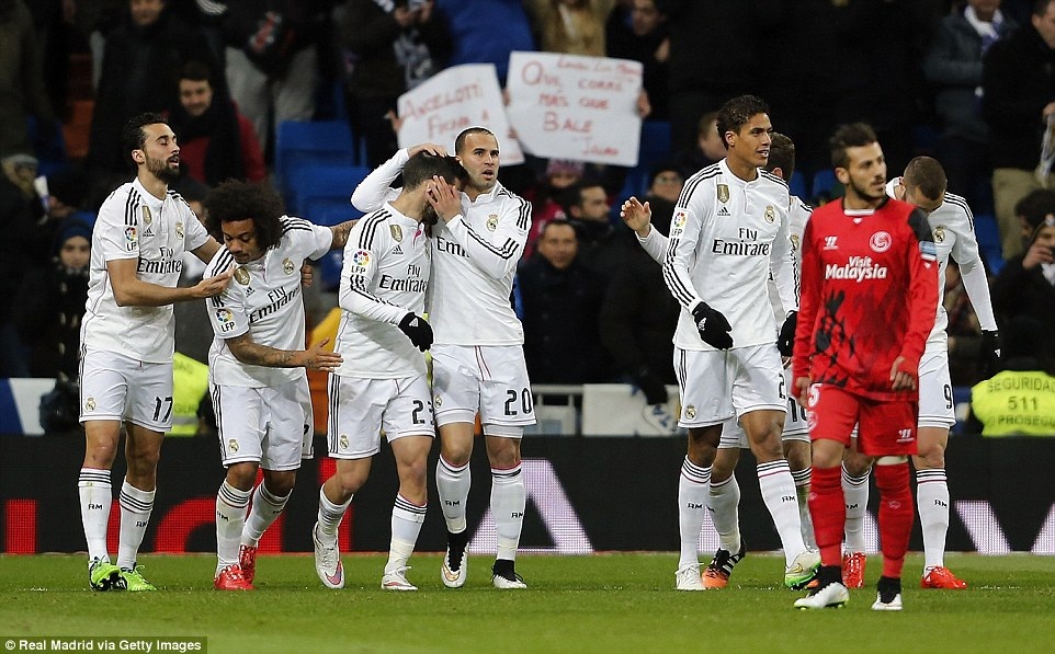 Nhìn lại 90 phút Real Madrid đánh gục Sevilla tại Bernabeu - 10 Real Madrid dẫn trước 2-0 sau hiệp đấu đầu tiên