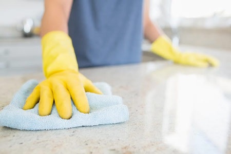 Nhà không sạch khuẩn, vì đâu? - 2 - Luôn giặt chăn, gối định kỳ hàng tuần hoặc 2 tuần 1 lần.