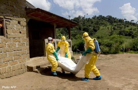 Triển vọng từ thử vắc xin Ebola trên người - 2 Số tử vong do
Ebola đã tăng lên 5.689 người